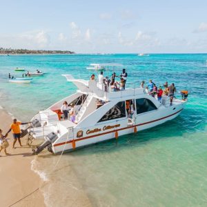 Punta Cana : Fête en bateau avec plongée en apnée et arrêt en piscine naturelle