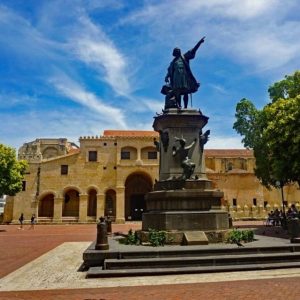 Promenade historique, découverte de la zone coloniale