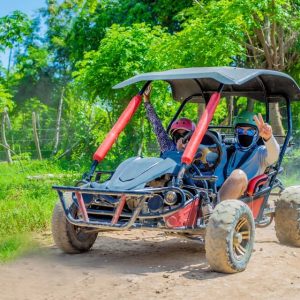 Dobrodružství na dunových buginách a čtyřkolkách v Punta Cana Beach Macao