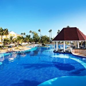 Transfert privé de Bahia Principe Esmeralda à SDQ