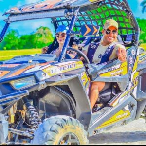 Depuis Bavaro : Excursion d'une demi-journée en buggy avec prise en charge
