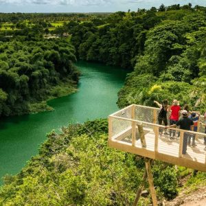 Punta Cana: Tour in Autobus all'Xploration Animal Park con Incontri