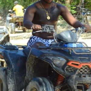 Punta Cana: Avventura estrema in ATV a cavallo e incredibile cenote