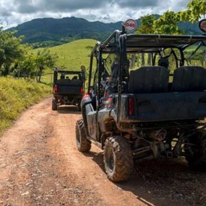 Jarabacoa : Visite de la cascade de Baiguate en VTT avec billet d'entrée