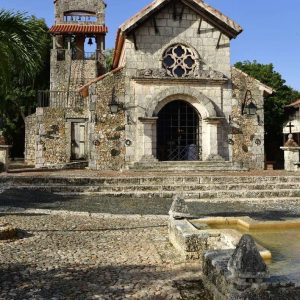 Catalina Island & Altos de Chavón Full-Day Tour