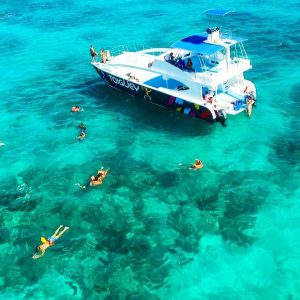 Punta Cana : Excursion en catamaran avec spectacle d'émotions de Taiguey