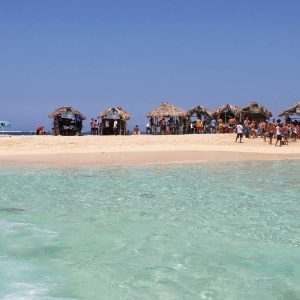 Cayo Arena: VIP Experience in Luxury Catamaran