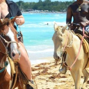2hour horseback riding adventure on the beach jungle & river